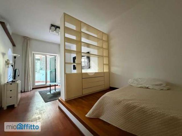 Monolocale arredato con terrazzo Posillipo