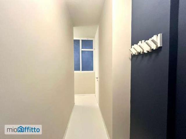 Monolocale arredato con terrazzo San salvario