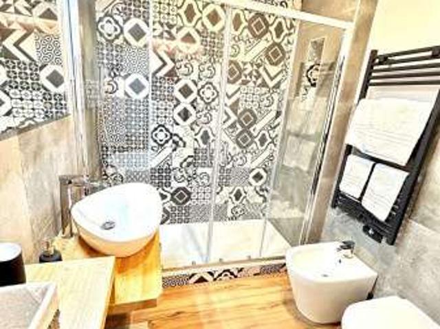Monolocale arredato con terrazzo Salerno