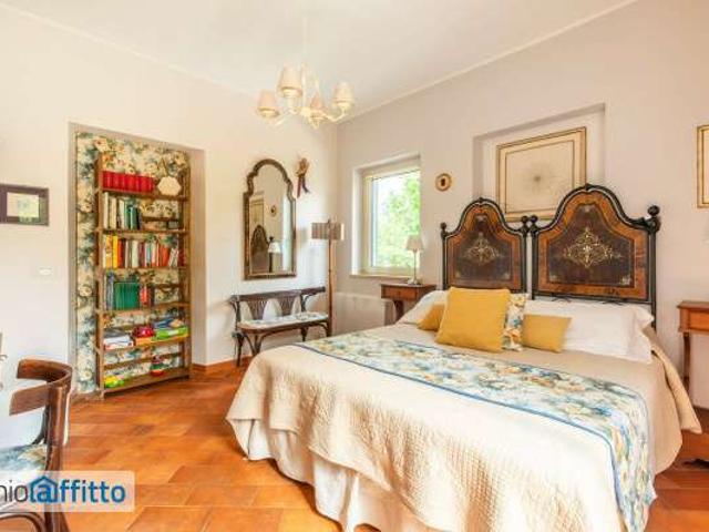 Monolocale arredato con terrazzo Soriano Nel Cimino