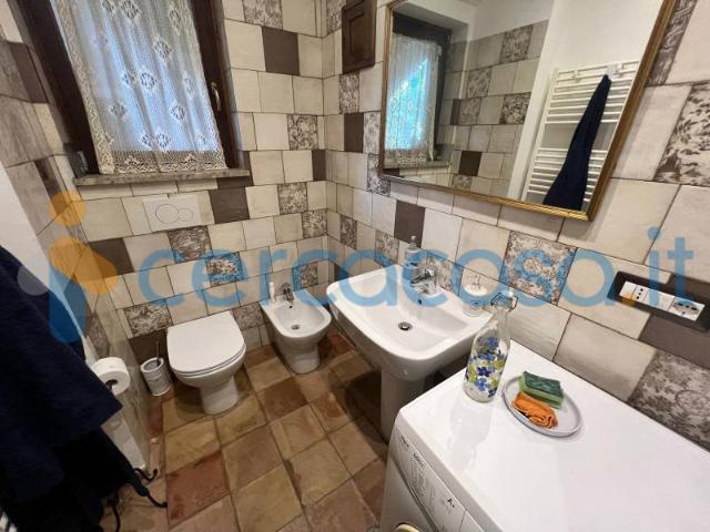 Monolocale arredato con accessori ad Avellino