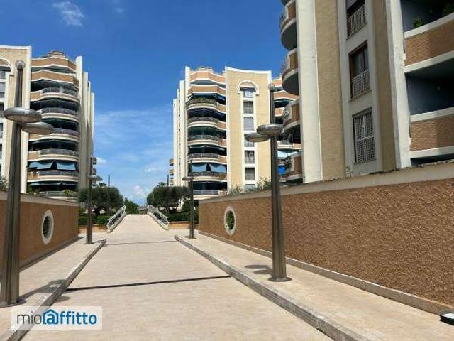Monolocale arredato con piscina Nuovo salario, prati fiscali, monte sacro, talenti, vigne nuove, serpentara