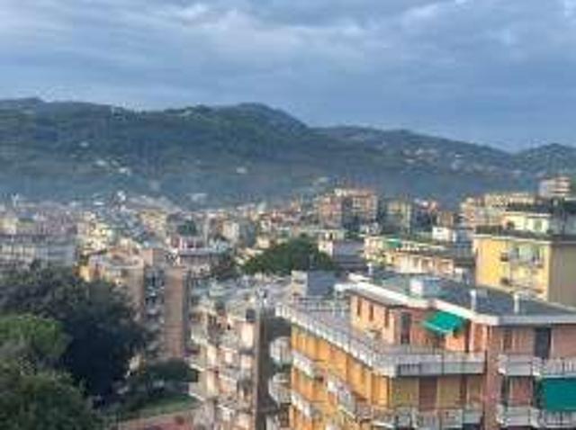 Monolocale arredato con piscina Rapallo