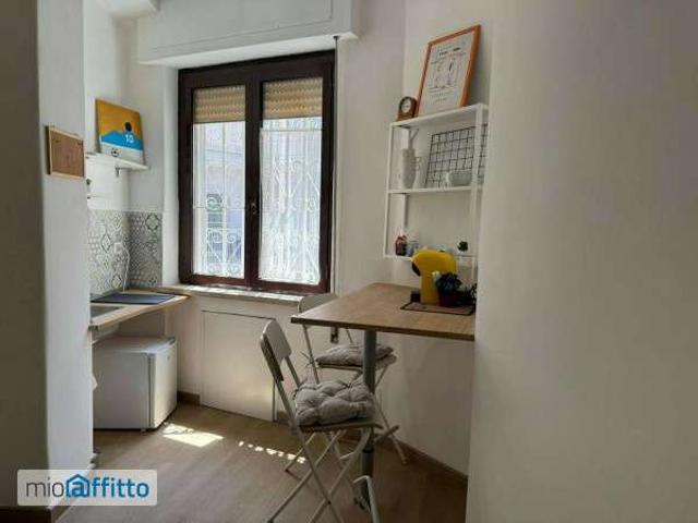 Monolocale arredato Porto