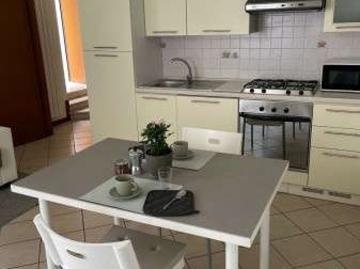 Monolocale arredato Presezzo
