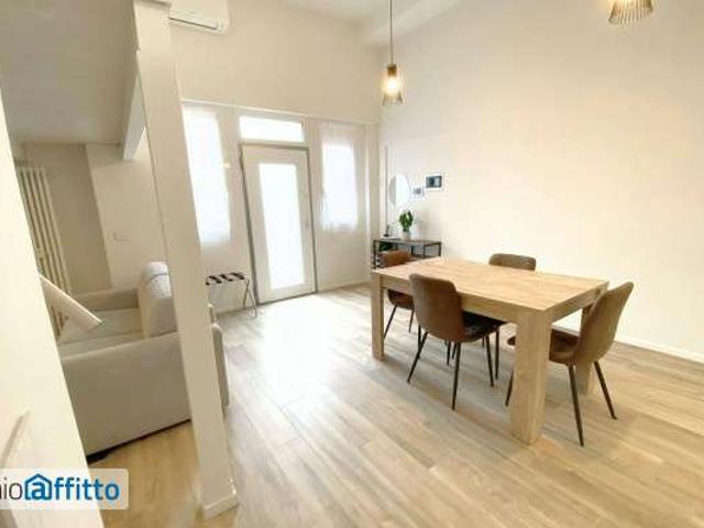 Monolocale arredato San donato
