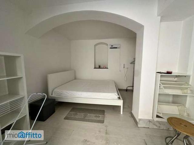 Monolocale arredato San fruttuoso