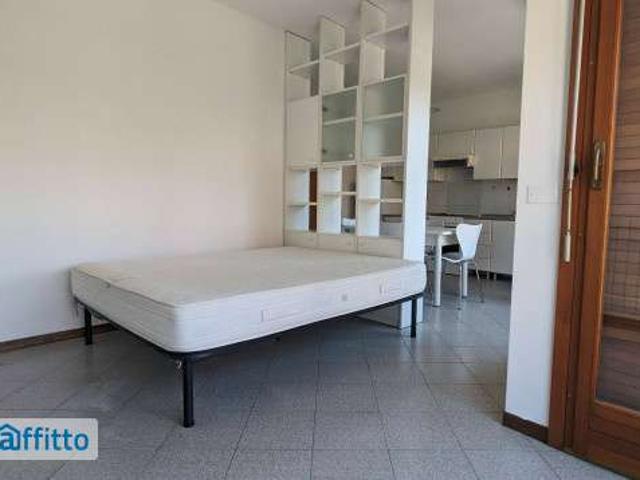 Monolocale arredato Varese