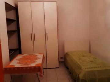 Monolocale arredato Via San Secondo 48