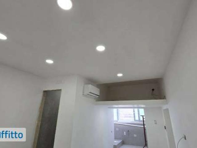 Monolocale con terrazzo Soccavo