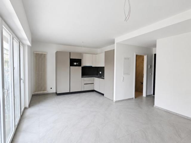 Monolocale con balcone GPM Global Property Management SA