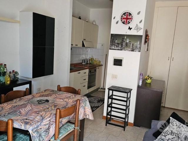 Monolocale con posto auto e cantina