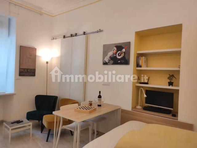 Monolocale corso Regina Margherita 207, San Donato, Torino