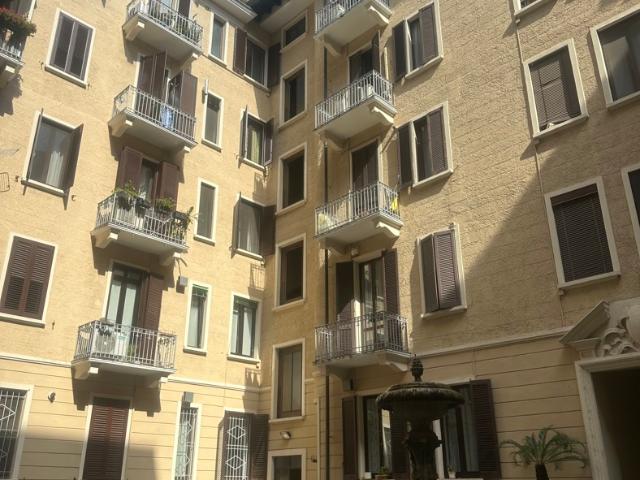 Monolocale da ristrutturare a Milano