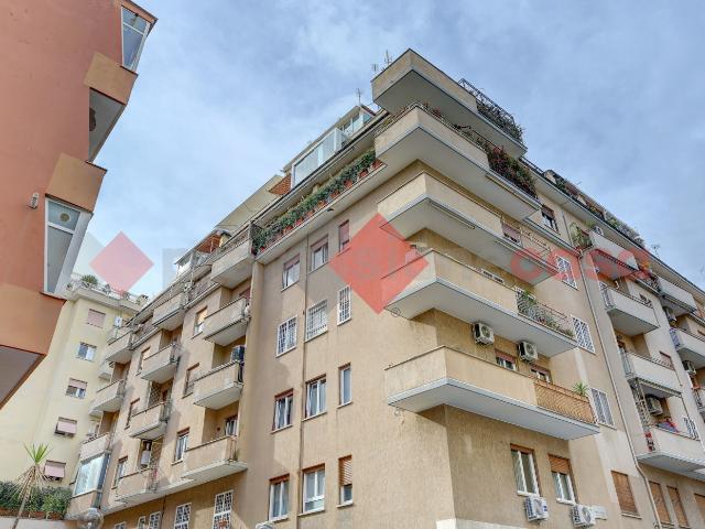 Monolocale da ristrutturare a Roma