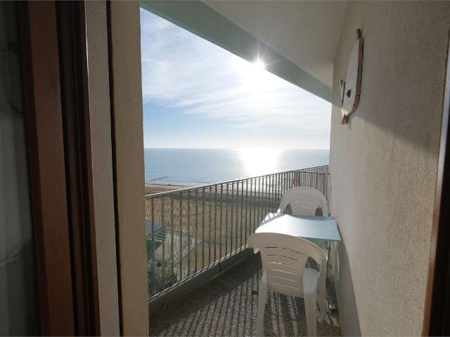 MONOLOCALE FRONTE MARE P.ZZA MANZONI 12.09 19.09
