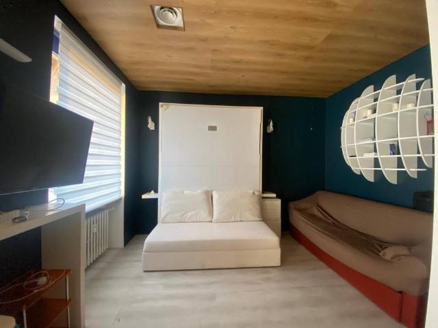 Monolocale in affitto a Torino via Arsenale, 41, Via Roma