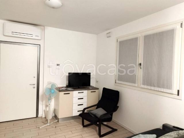 Monolocale in affitto a Villasanta