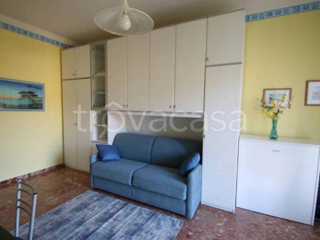 Monolocale in affitto a Borghetto Santo Spirito via Ticino 12