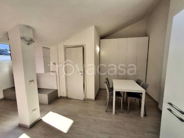 Monolocale in affitto a Bratto, Castione della Presolana