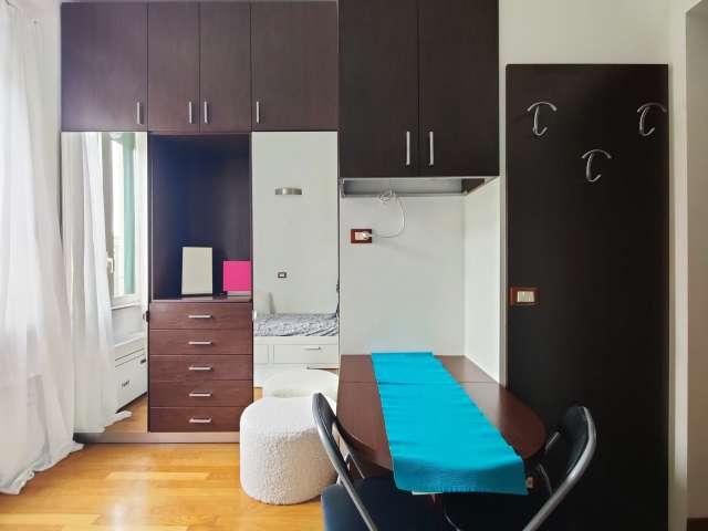 Monolocale in affitto a Calvairate, Milano