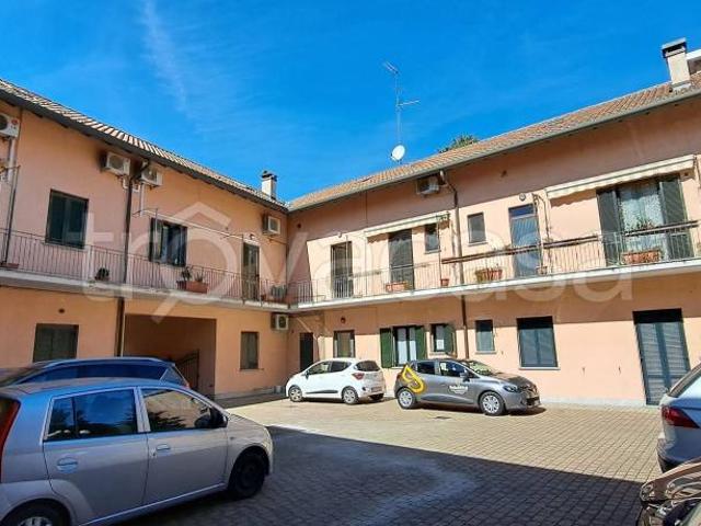 Monolocale in affitto a Cesano Maderno via Giuseppe Ronzoni, 1