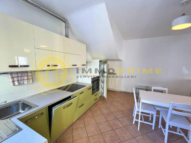 Monolocale in affitto a Giussano viale Monza, 72