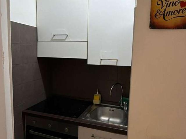 Monolocale in affitto a Medaglie d'Oro, Roma