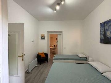 Monolocale in affitto a Medaglie d'Oro, Roma