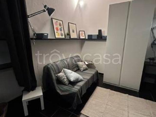 Monolocale in affitto a Milano, Moscova