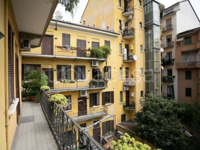 Monolocale in affitto a Milano piazza San Materno, Casoretto