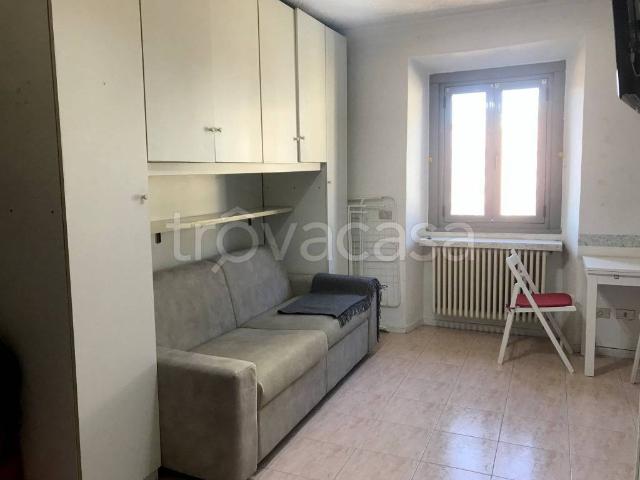 Monolocale in affitto a Milano via Giuseppe Sirtori, Porta Venezia