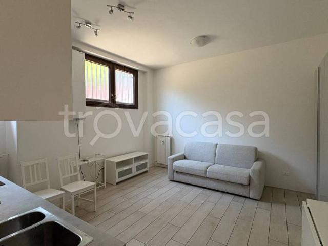 Monolocale in affitto a Milano via Venosa, 19, Martini Insubria
