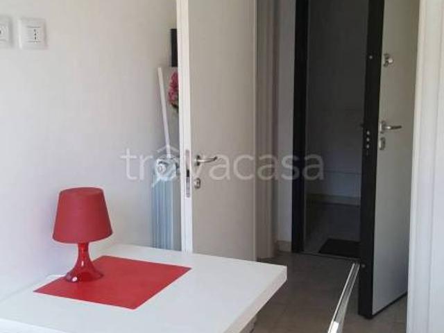 Monolocale in affitto a Milano viale Col Di Lana, 6 a, Corso San Gottardo