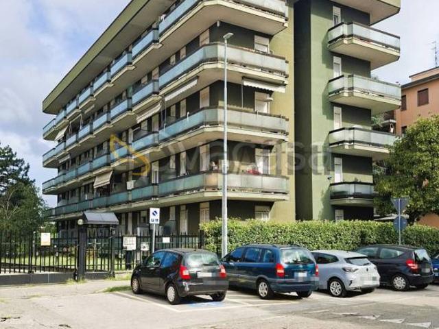 Monolocale in affitto a Monza via Montelungo, 26, Triante