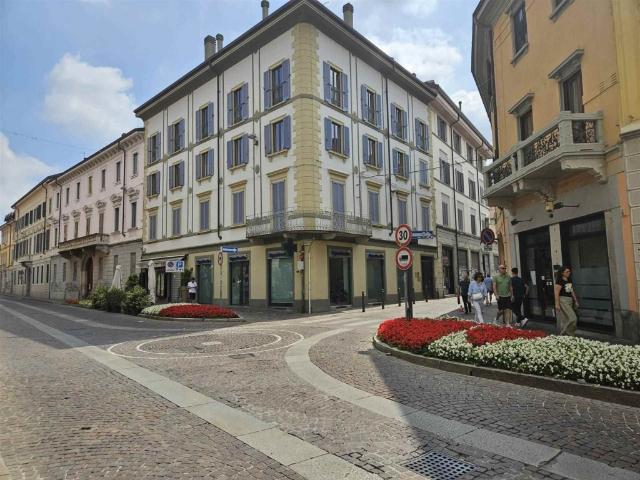 Monolocale in affitto a Monza, Centro Storico