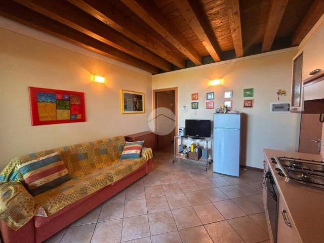 Monolocale in affitto a Polpenazze del Garda via Vedrine, 28