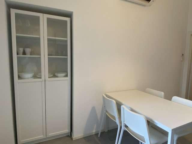 Monolocale in affitto a Porta Ticinese, Milano