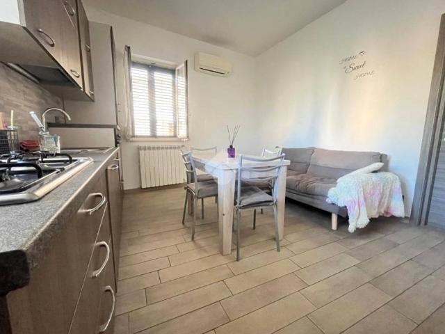 Monolocale in affitto a Reggio di Calabria via s. Giuseppe, 147, Sbarre