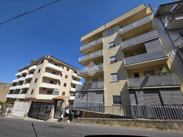 Monolocale in affitto a Reggio di Calabria via s. Sperato, 13, San Sperato