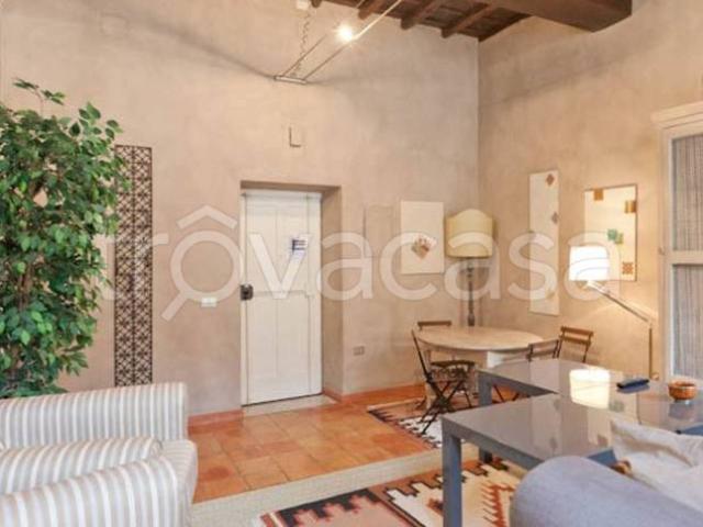 Monolocale in affitto a Roma via della Croce, Spagna