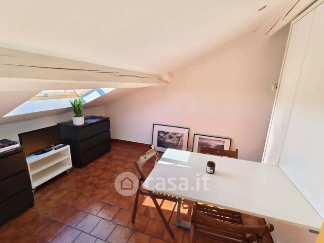 Monolocale in Affitto in Via Rovereto 11 a Milano