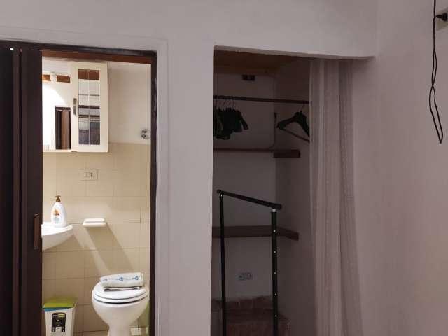 Monolocale in affitto nel Rione Sant'Eustachio, Roma