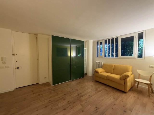 Monolocale in vendita a Firenze, Soffiano