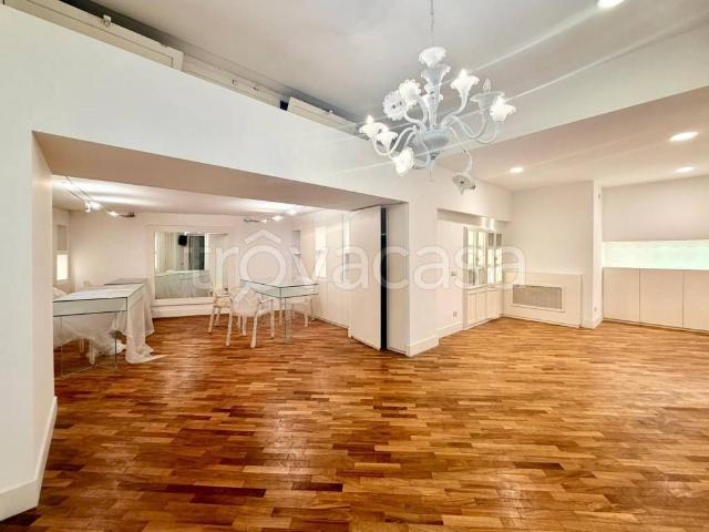 Monolocale in vendita a Napoli via Mergellina, 2, Mergellina Piedigrotta