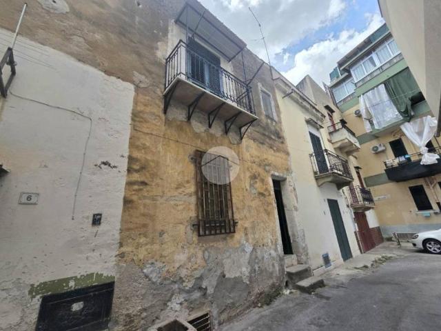 Monolocale in vendita a Palermo via Nervesa, 8, Montegrappa