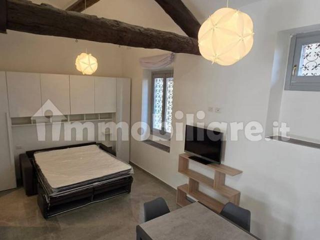 Monolocale piazza Giuseppe Garibaldi 7, Centro Storico, Monza