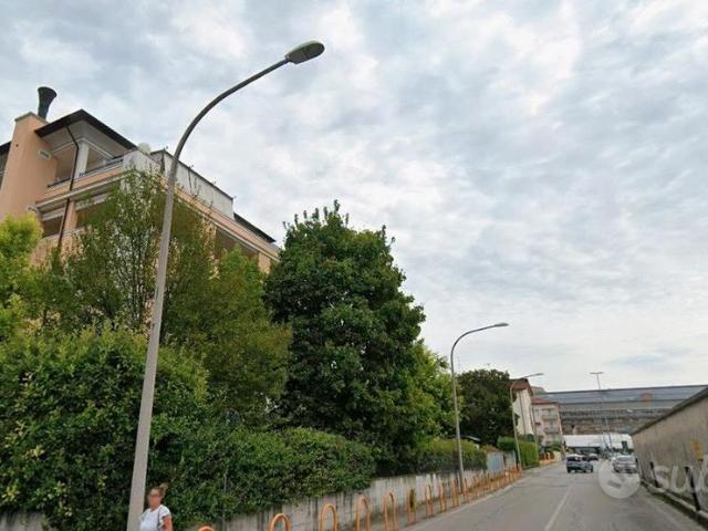 MONOLOCALE PORDENONE zona ospedale