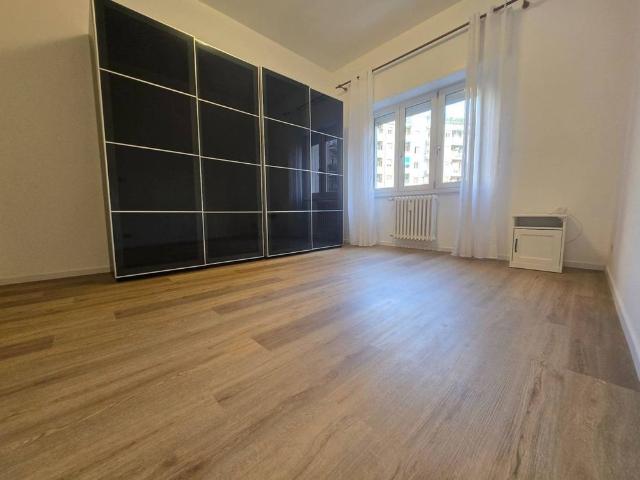 Monolocale via Arena 35, Ticinese, Milano