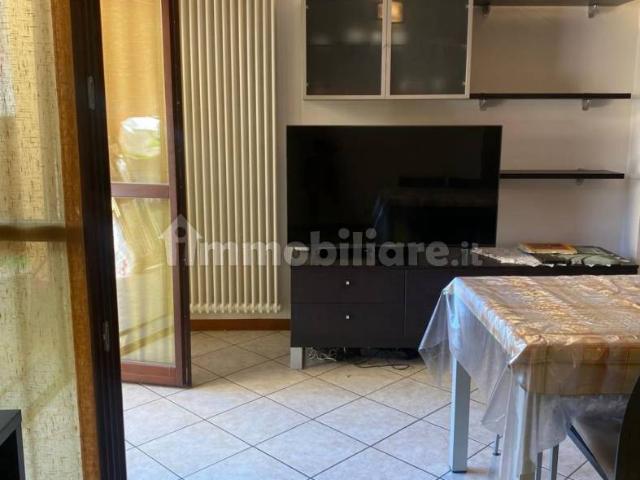 Bilocale via Aristotele 73, Precotto, Milano